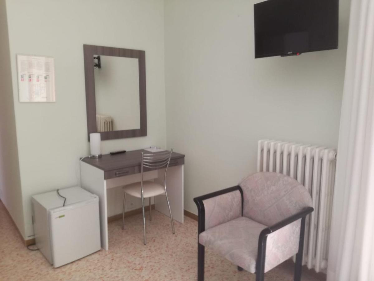 Hotel Saturno Chianciano Terme Εξωτερικό φωτογραφία