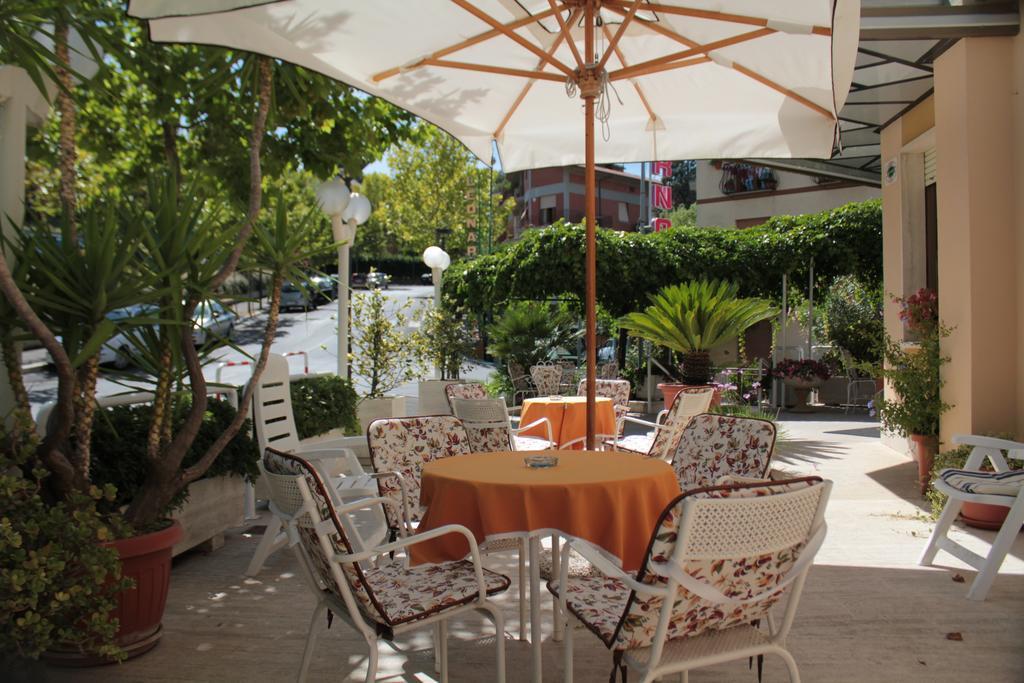 Hotel Saturno Chianciano Terme Εξωτερικό φωτογραφία