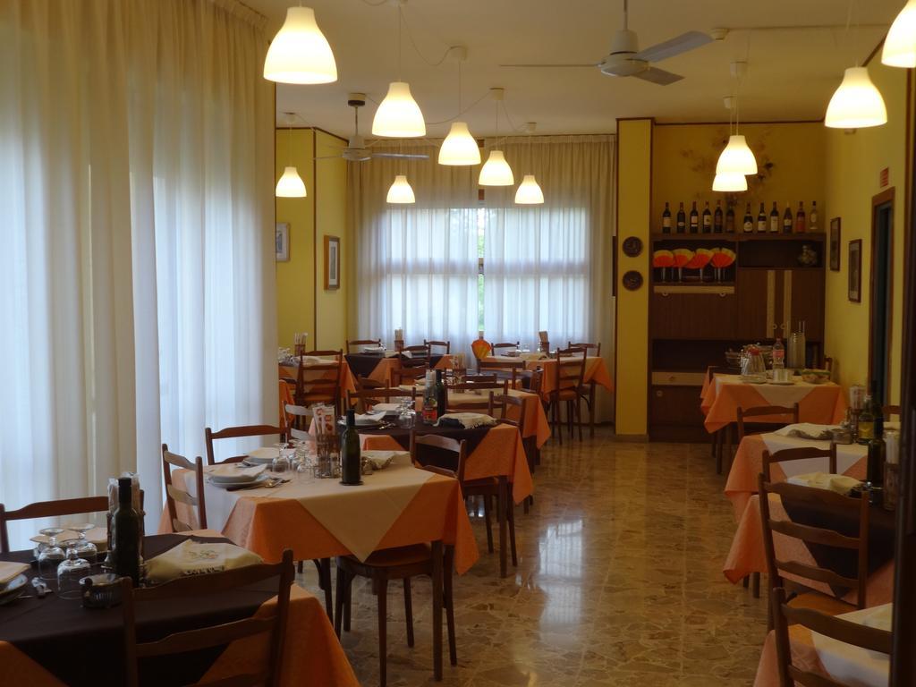 Hotel Saturno Chianciano Terme Εξωτερικό φωτογραφία
