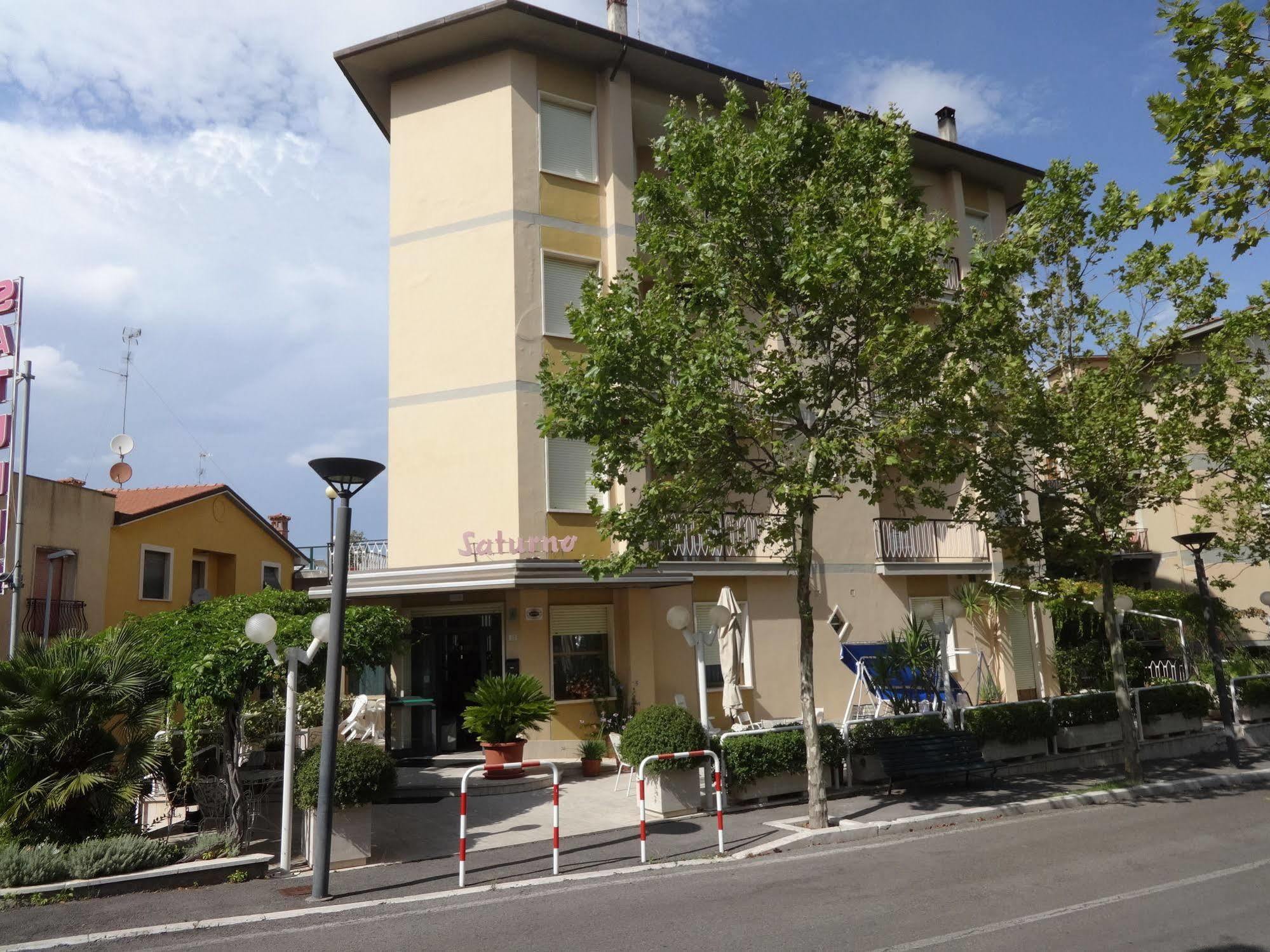 Hotel Saturno Chianciano Terme Εξωτερικό φωτογραφία