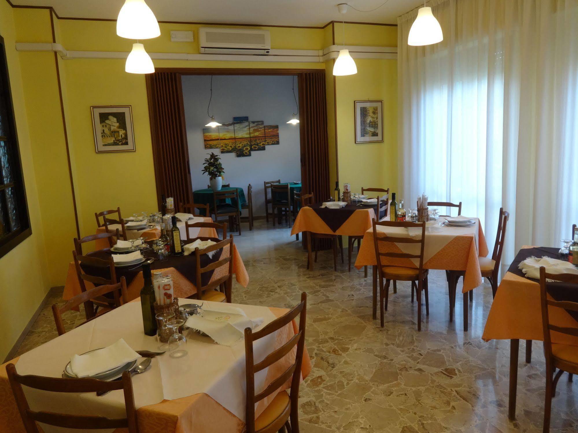 Hotel Saturno Chianciano Terme Εξωτερικό φωτογραφία