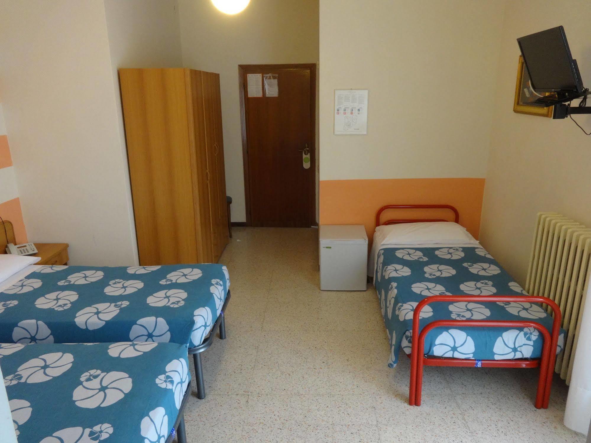 Hotel Saturno Chianciano Terme Εξωτερικό φωτογραφία